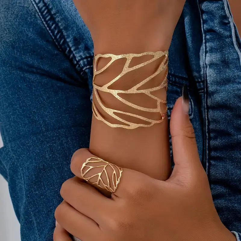 Bracciale Rigido Vintage con Foglia Decorativa