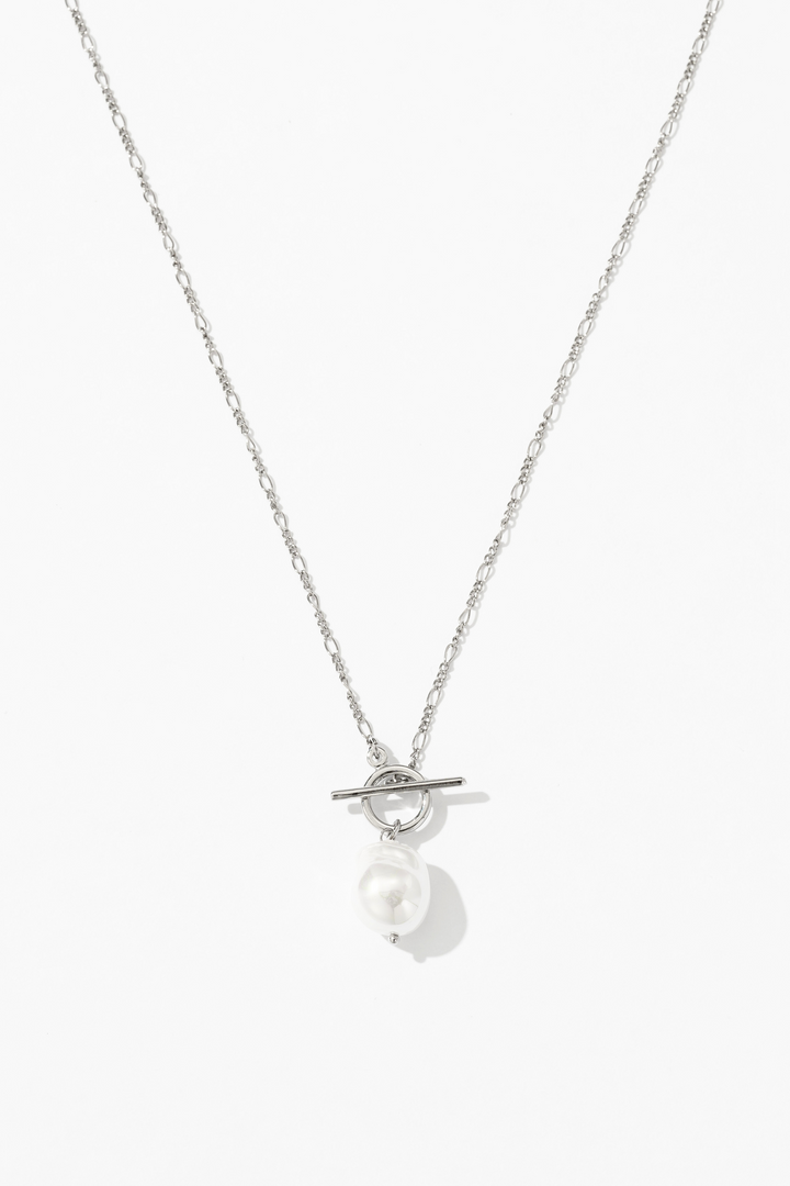 Collana Elegante con Perla Dorata