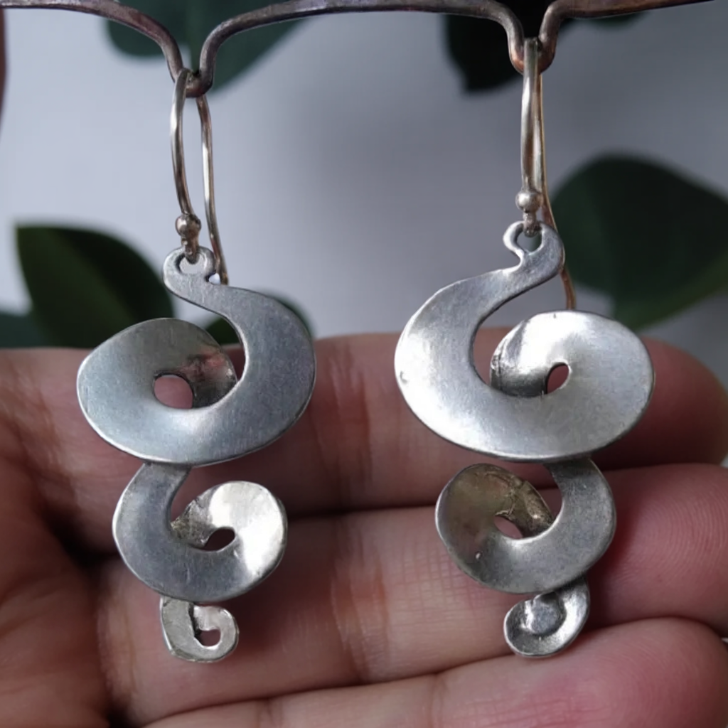 Orecchini Vintage in Argento a Spirale