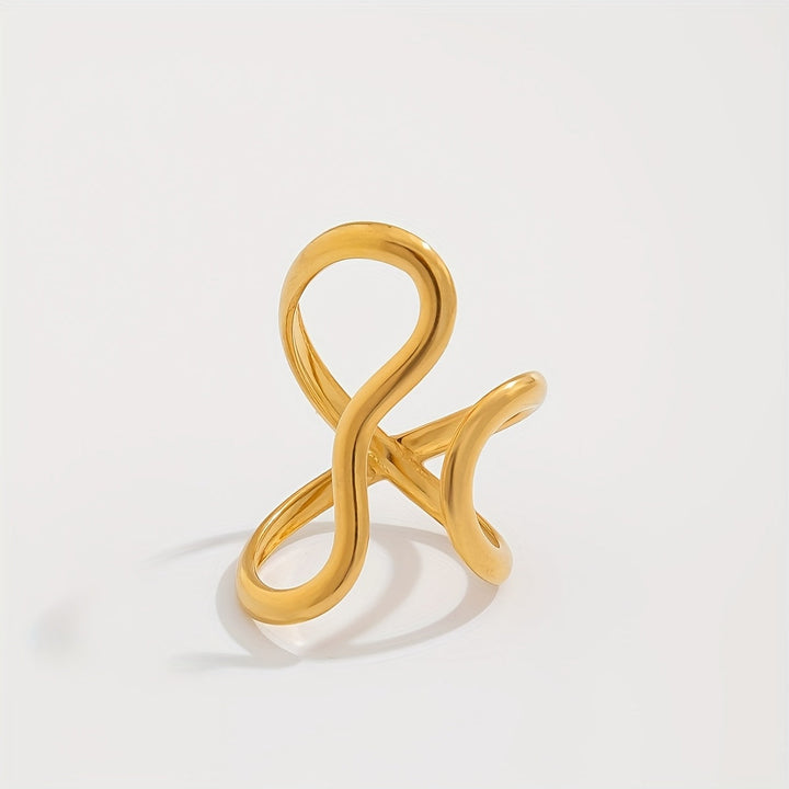 Anello Chic con Onda Asimmetrica