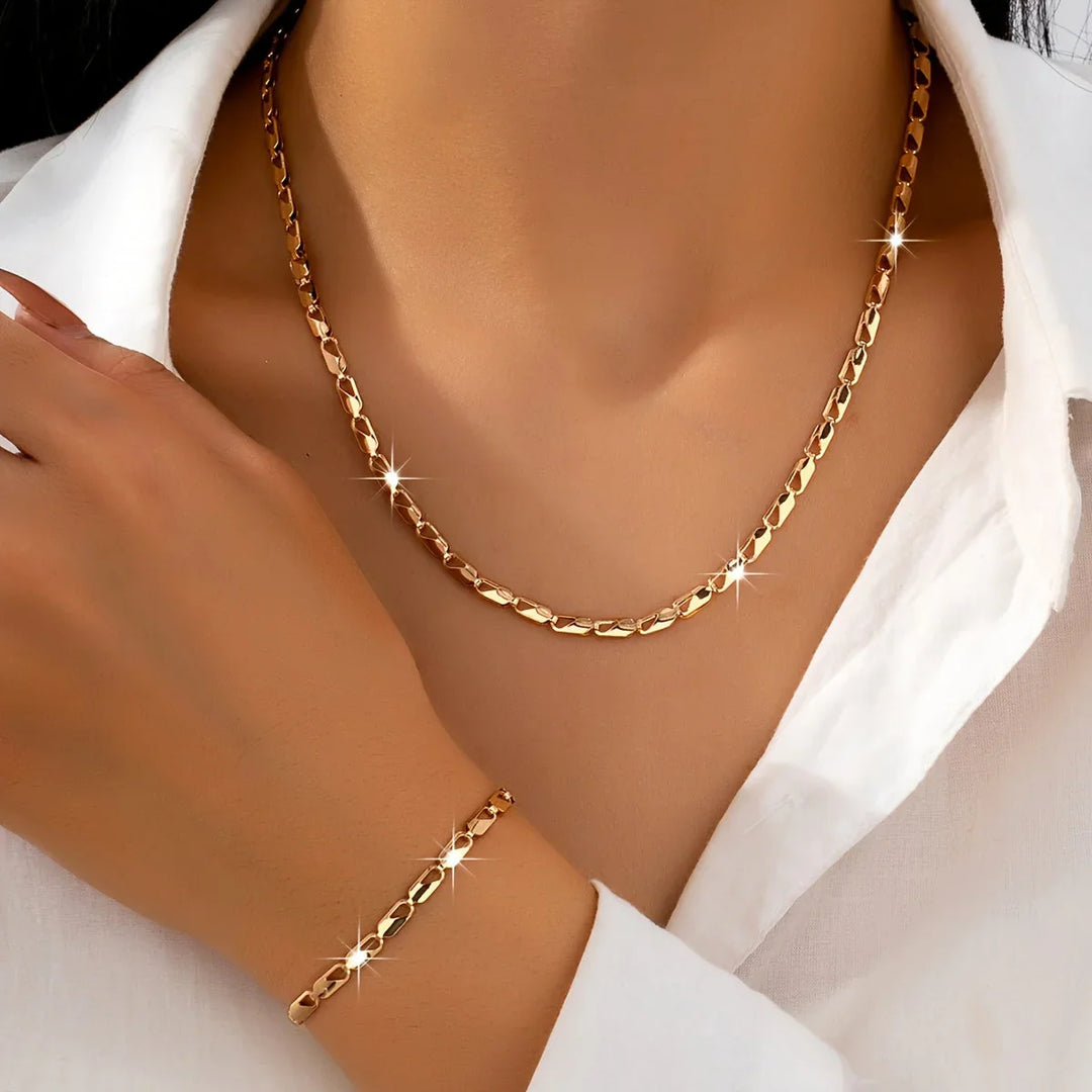 Set Collana e Bracciale in Oro 18K Elegante