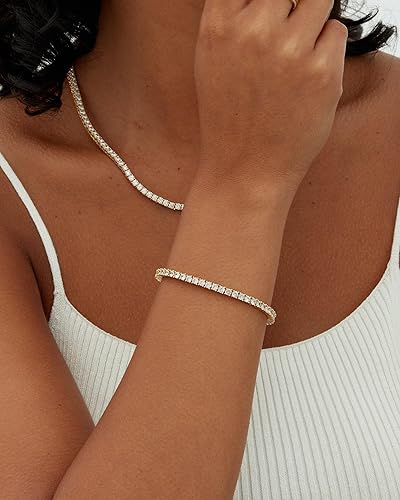 Bracciale tennis placcato oro con moissanite