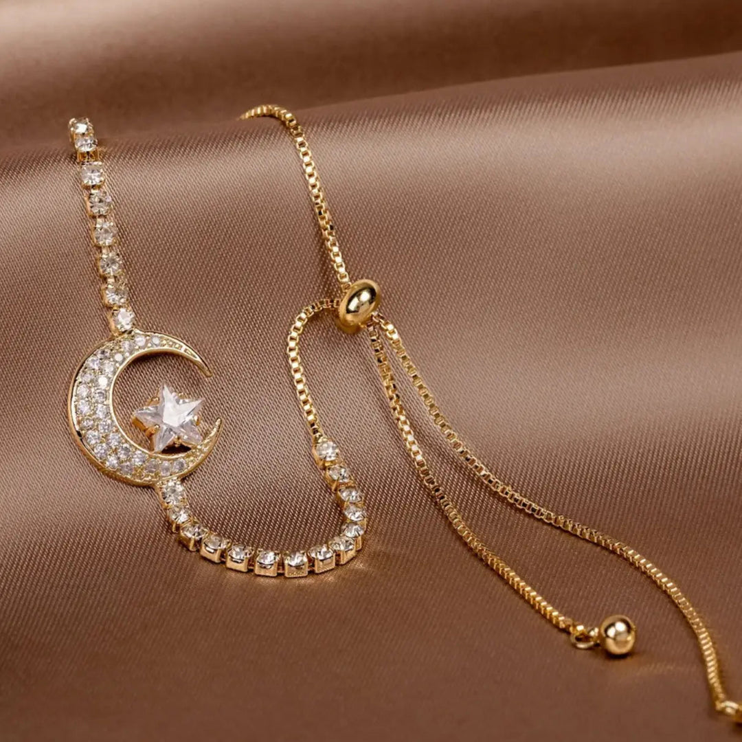 Bracciale con Ciondolo Luna in Zirconi e Oro