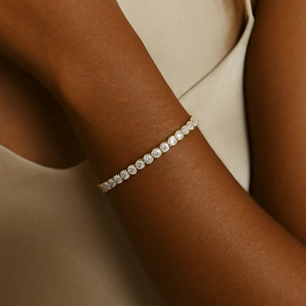 Bracciale tennis placcato oro con moissanite