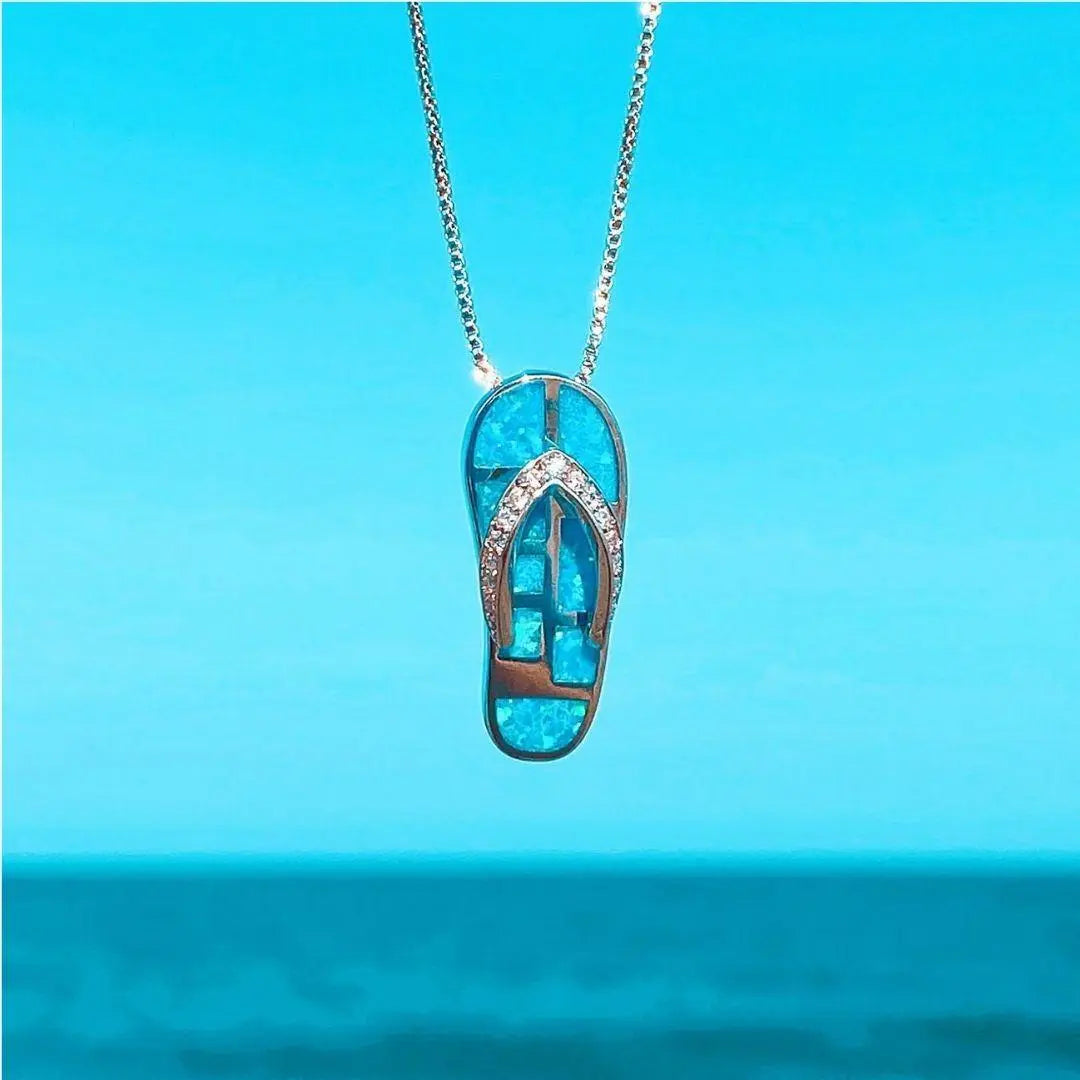 Collana con Ciondolo Infradito in Argento con Opale Blu