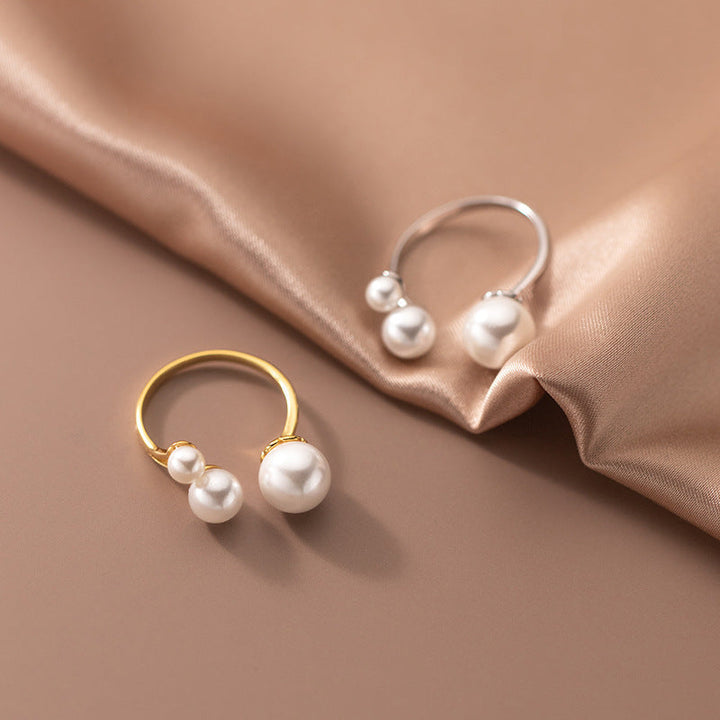 Anello Elegante con Trio di Perle
