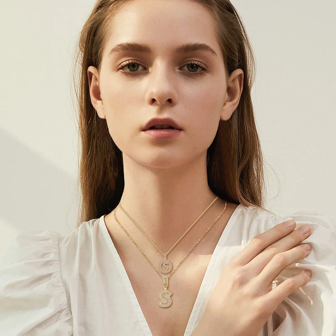 Set di Collane con Iniziale in Moissanite