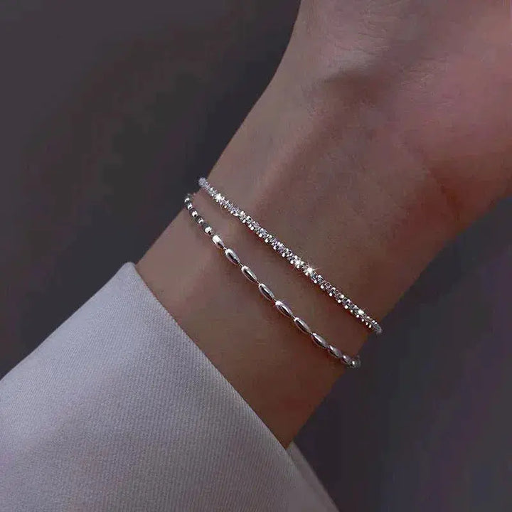 Set di bracciali eleganti in argento con zirconi