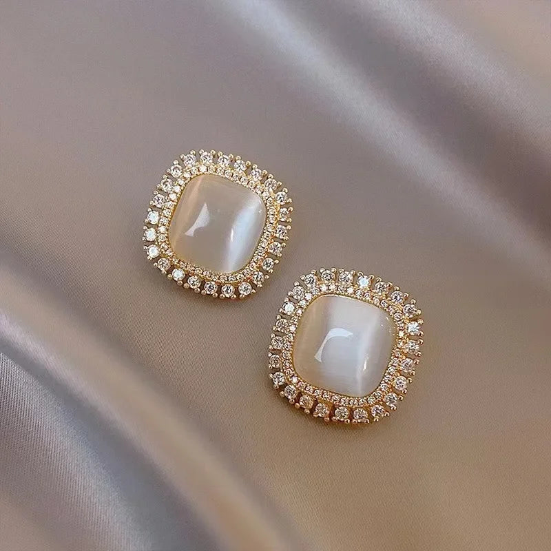 Orecchini Chic Quadrati con Opale e Zirconi Cubici