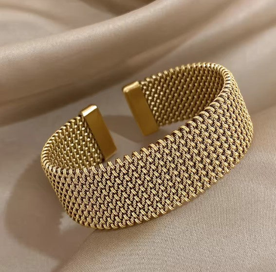 Bracciale elegante a maglia intrecciata con design aperto