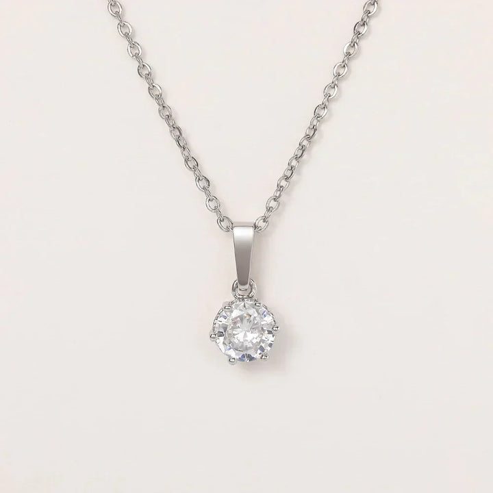 Collana Classica con Ciondolo in Zirconi