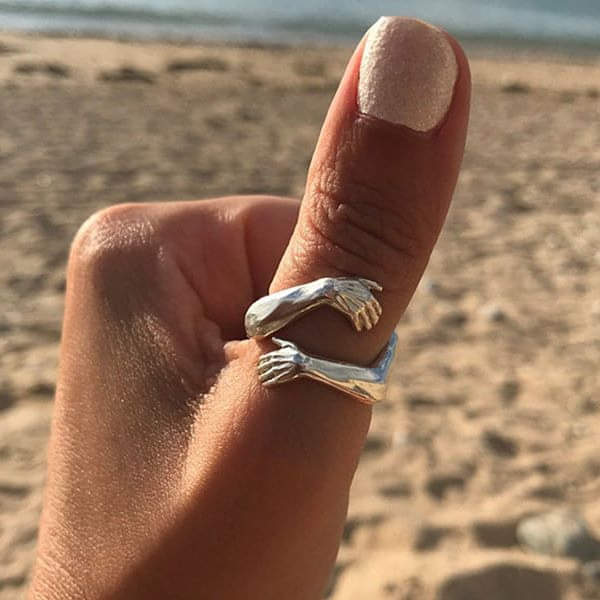 Anello Abbraccio in Argento Regolabile