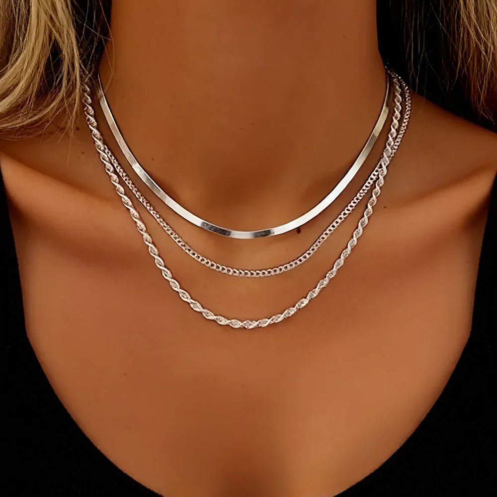 Collana Dorata Multifilo Elegante
