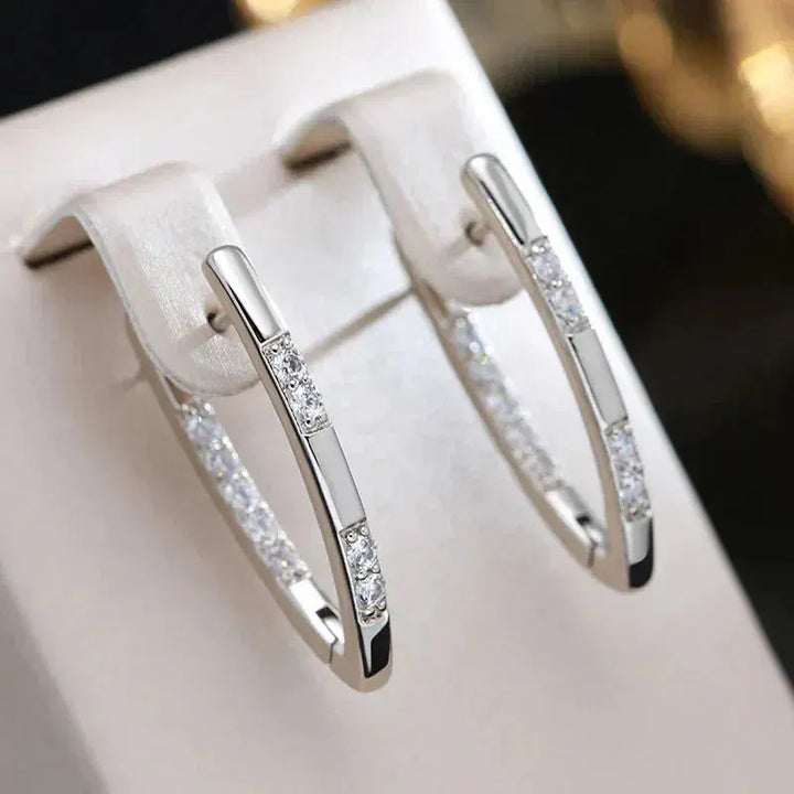 Orecchini sofisticati con zirconi